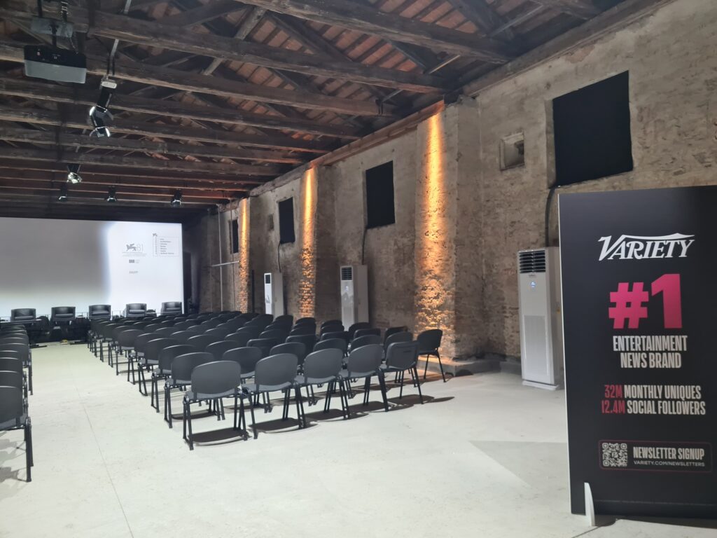 Climatiseur colonne pour le festival du cinema venise